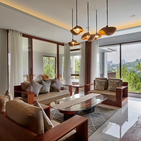 Anindya Hill View Villa 7 Bedrooms With A Private Swimming Pool Bandung Kültér fotó
